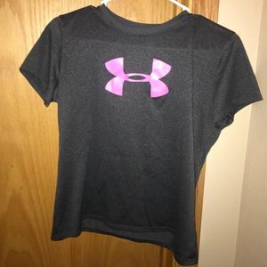 Kids under armour tee shirt